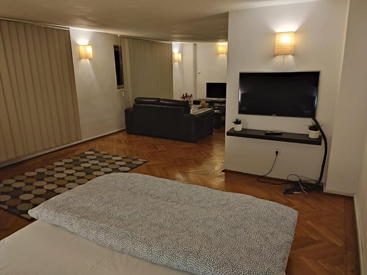 Apartamento Dorobanti Loft Bucarest Exterior foto